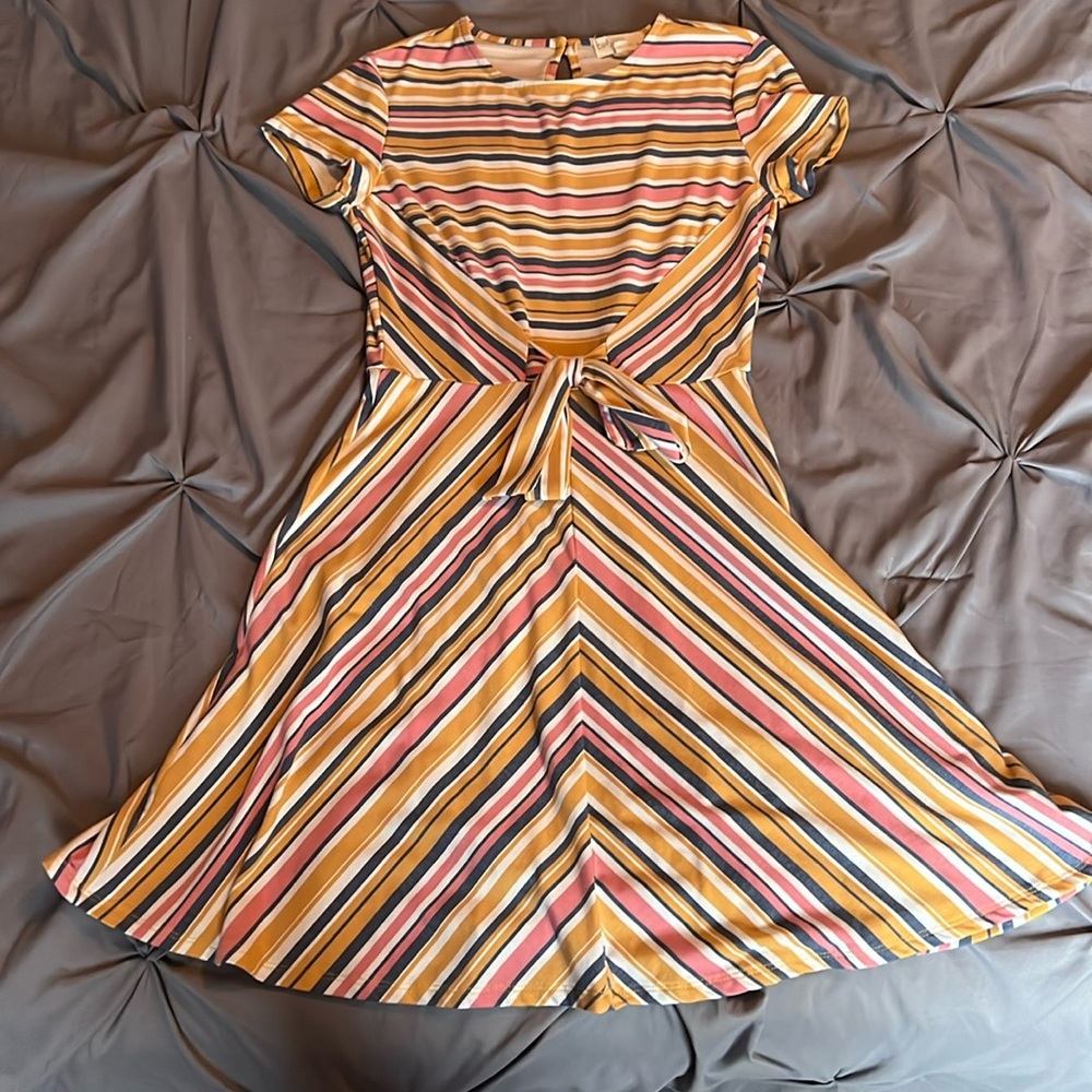 Size small colorful dress